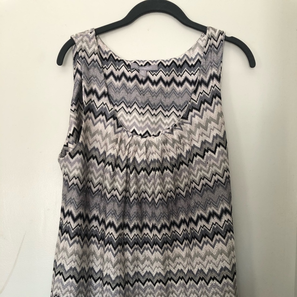 Sleeveless shirt